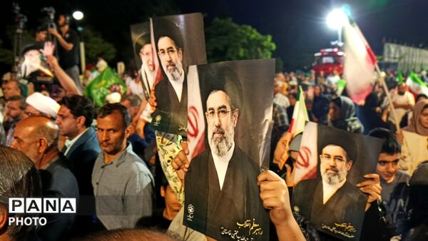آیین رونمایی از المان فاخر شهری به مناسبت عید سعید غدیر