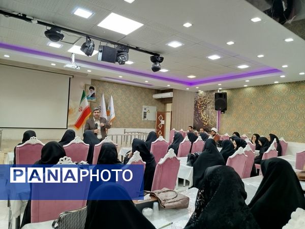 کارگاه دانش‌افزایی حل مسئله و بهبود عملکرد در کاشمر