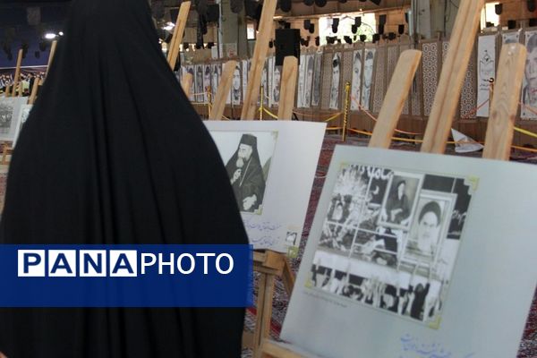 مراسم سالگرد ارتحال رهبر کبیر انقلاب در مصلی نسیم شهر