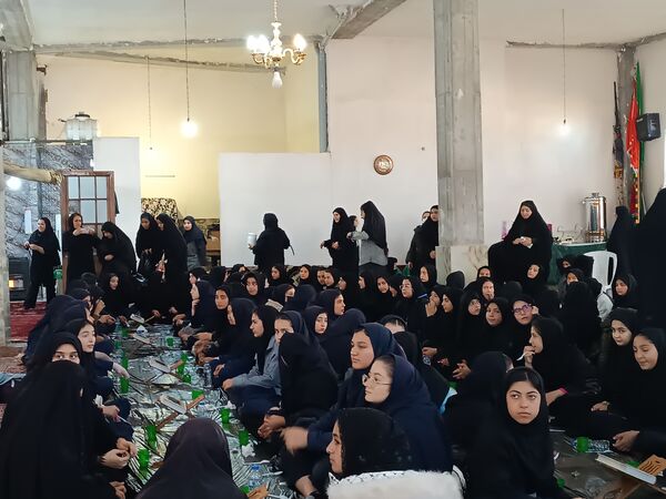 برگزاری برنامه‌ ویژه، به مناسبت ایام فاطمیه در امامزاده نیار اردبیل