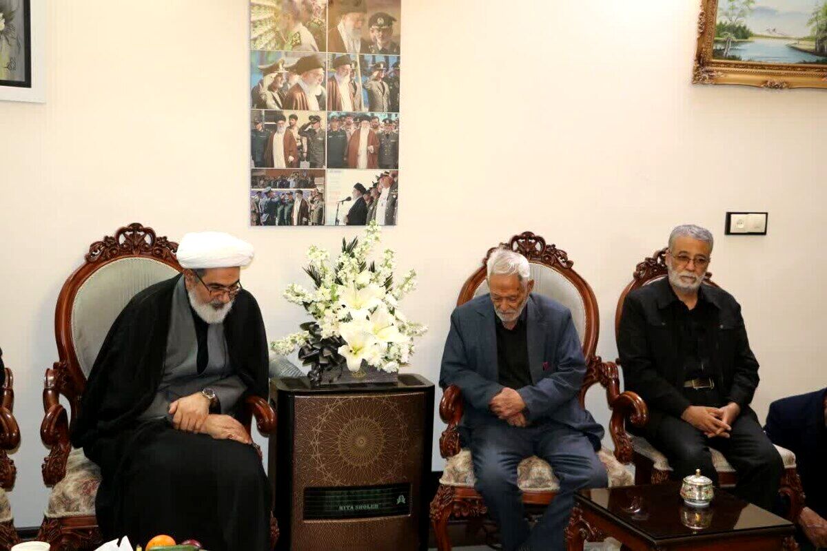 امیر موسوی، مالک اشتر رهبر زمان خود شد