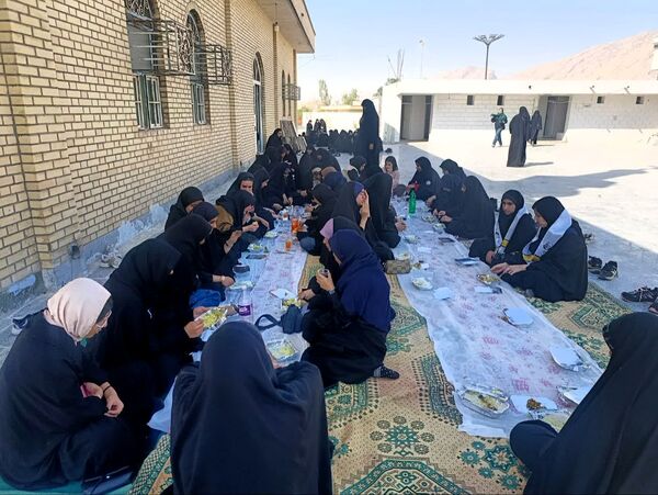 اعزام دختران لامرد به سرزمین نور