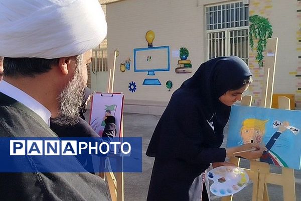 نواختن زنگ استکبارستیزی در دبیرستان ریحانه النبی باقرشهر 