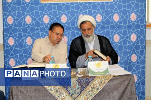 رقابت دانش‌آموزان سراسر کشور در چهل و دومین دوره مسابقات قرآن، عترت و نماز در مشهد