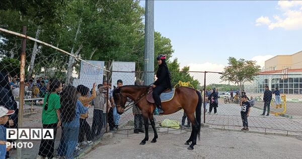 همایش «مهربان مهربان»