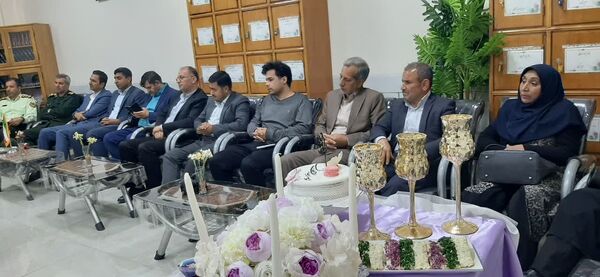 آیین نمادین «سپاس معلم »در ناحیه یک شهرکرد 