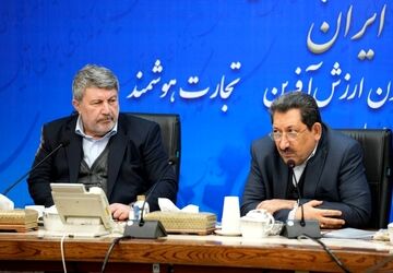 اختصاص ۷۰۰ همت برای حمایت از تولید در جهت اصلاح سیاست ارزی است