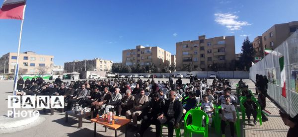 افتتاحیه زمین چمن در دبستان پسرانه گلستان ناحیه ۷ آموزش و پرورش مشهد مقدس 