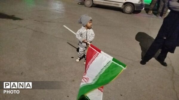  لحظه تحویل سال و تجدید بیعت با رهبر معظم انقلاب اسلامی 