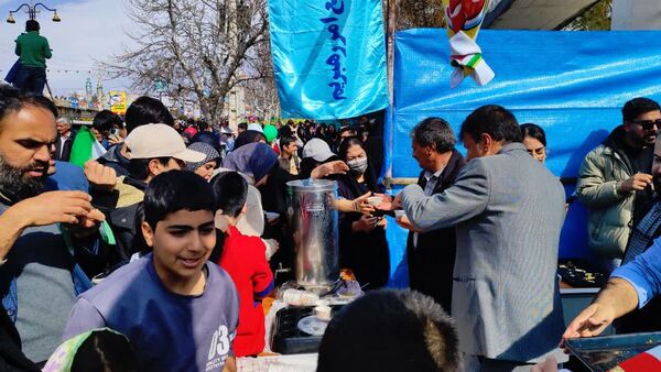 جشن ملی ۲۲ بهمن با حضور خانواده‌ها و نسل جوان  در یاسوج