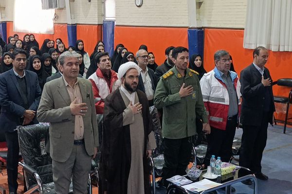 جشن یاوران انقلاب در دبیرستان محبی نیشابور 