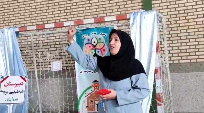 المپیاد ورزشی درون مدرسه ای در دبیرستان طباطبایی یزدی سرایان