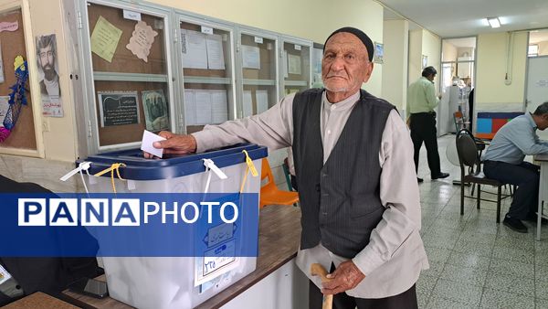 سربلندی مردم شهر اراک در انتخابات ریاست‌جمهوری