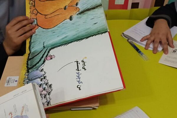  بازدید هدفمند دانش‌آموزان ورامینی از کتابخانه عمومی