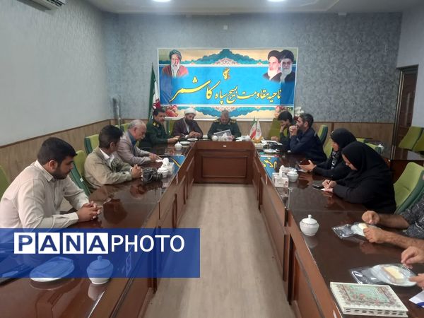 نشست خبری فرمانده ناحیه مقاومت بسیج کاشمر با خبرنگاران به مناسبت هفته دفاع مقدس