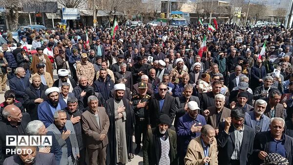 اجتماع مردم نورآباد در میدان امام خمینی (ره)