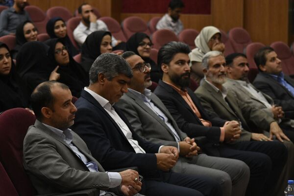 برگزاری دوره‌های توانمندسازی معلمان و مدیران شهرستان پردیس به مناسبت هفته دولت