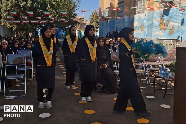 نگاهی به جشن پرشور جوانه‌ها در مدرسه بشارت