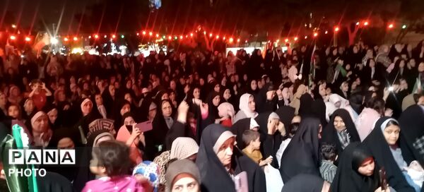 جشن ازدواج دو زوج در میادین مشهد