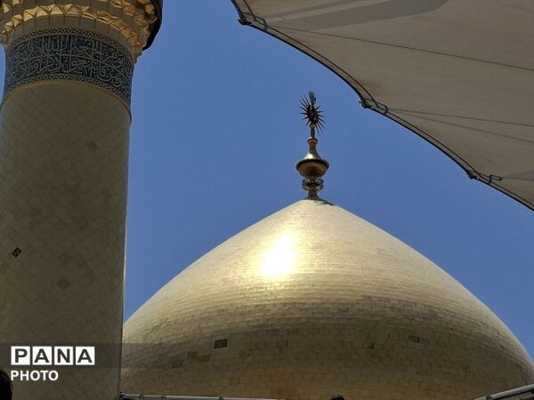 ایوان نجف از قاب پانا