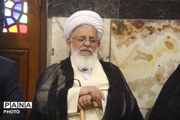 گرامیداشت روز دوازدهم فروردین در مسجد حظیره یزد