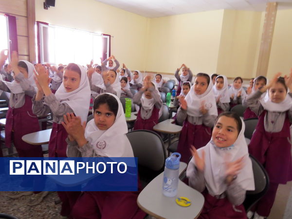 جشن الفبا در مدرسه دخترانه امام خمینی(ره) بجنورد