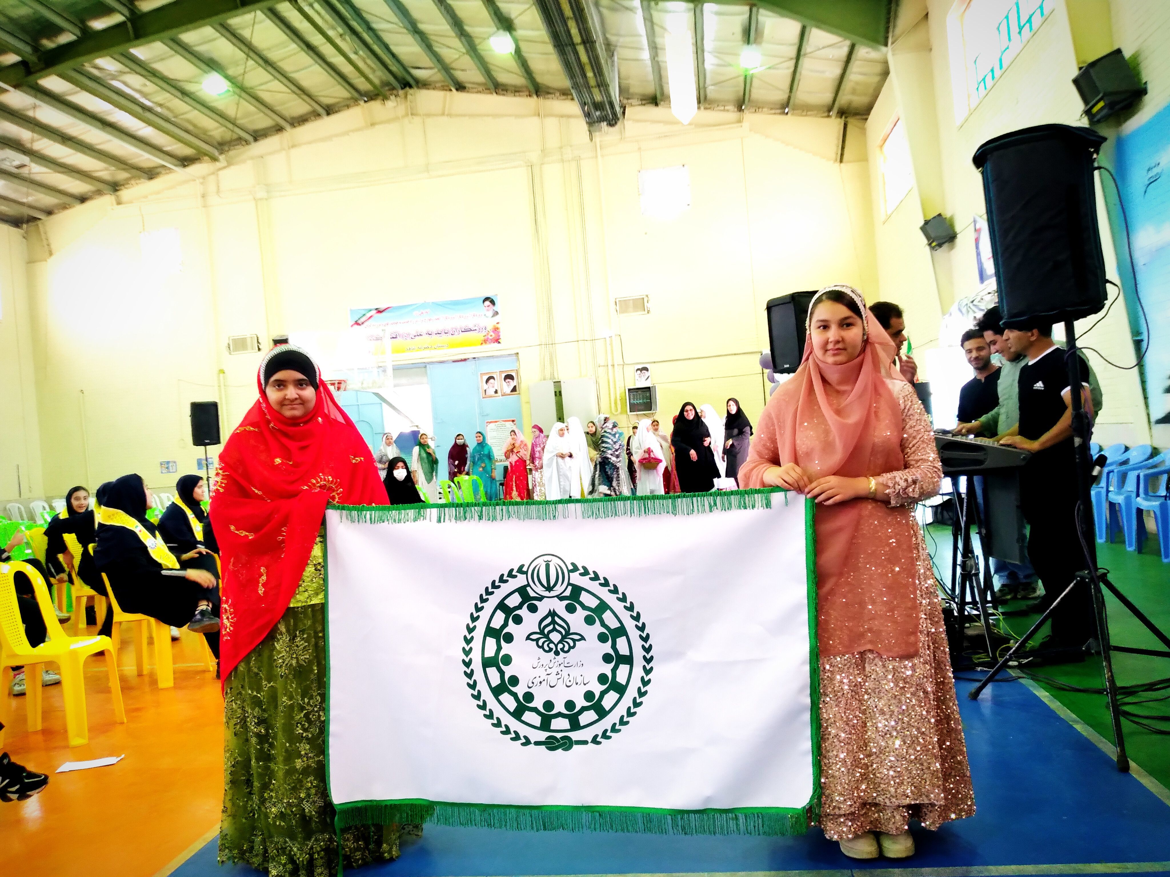 آیین گرامیداشت سالروز تاسیس سازمان دانش‌آموزی در بروجن