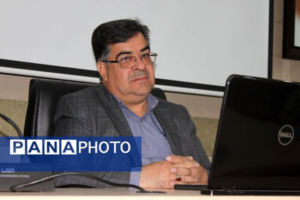 شور و نشاط در سیزدهمین دوره انتخابات شورای دانش‌آموزی کرمان