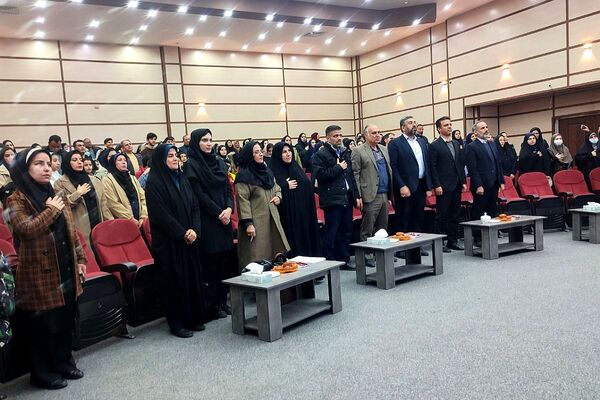درخشش خلاقیت دانش آموزان قدسی در نمایشگاه دستاوردهای فناورانه و پژوهشی