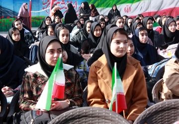 آغاز سال تحصیلی با نوای زنگ ایثار در مدارس ملارد 