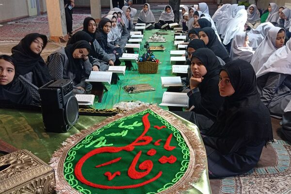 برگزاری مراسم به مناسبت ایام فاطمیه در مدارس ناحیه دو شهرری 