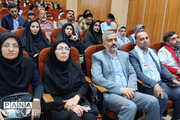  آیین گرامی‌داشت «سلامت و امنیت با سفیران سلامت» در ورامین