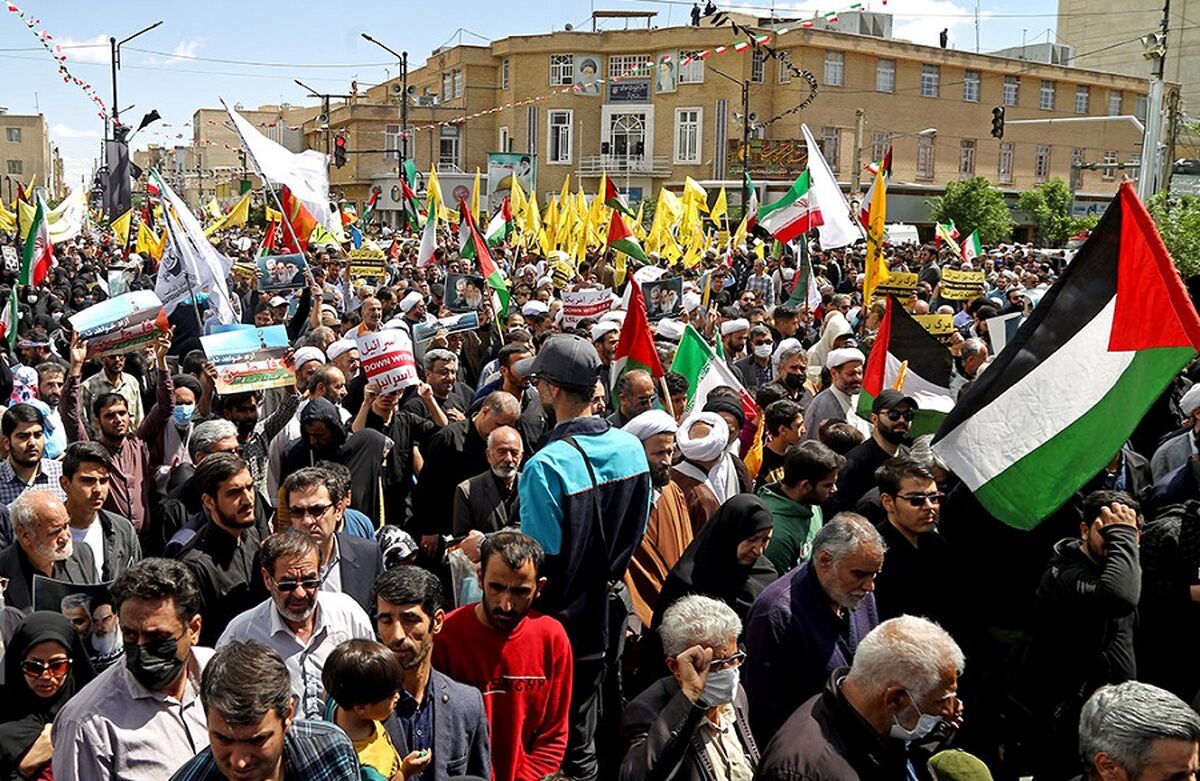 راهپیمایی روز جهانی قدس همراه با تشییع پیکر شهید «صداقت» در قم
