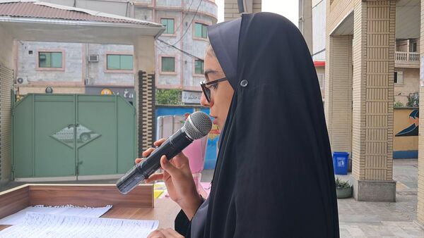 گرامیداشت هفته پیوند اولیا و مربیان در دبیرستان بهار آزادی قائمشهر