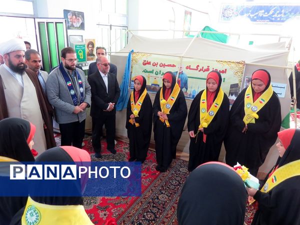 بازدید قائم مقام سازمان دانش‌آموزی از دانش‌آموزان پیشتاز معتکف بام و صفی‌آباد