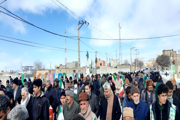 راهپیمایی ۲۲ بهمن در شهر تیتکانلو 