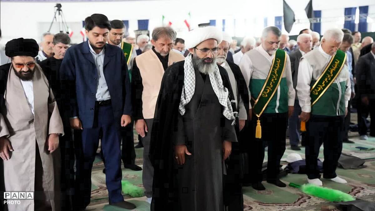 آیین عبادی ،سیاسی نماز جمعه در مصلای فردیس