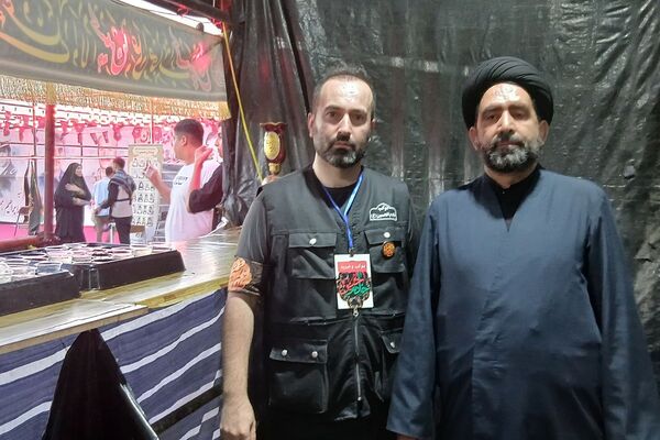 برپایی موکب «عشاق الحسین(ع)» سازمان دانش‌آموزی شهرستانهای تهران در مسیر زائران اربعین