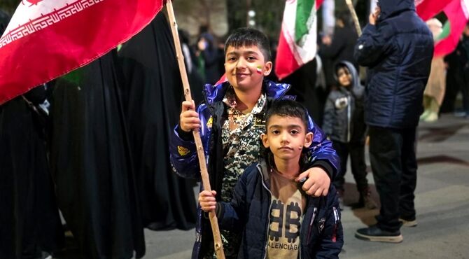 کسی که به وطن وفا نکند، به خویشتن هم نخواهد کرد
