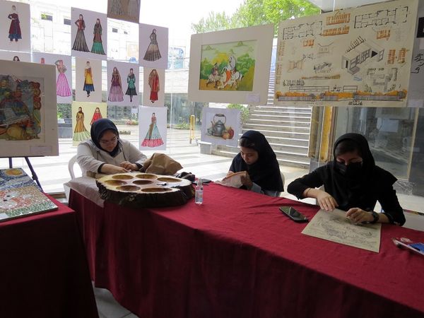 برپایی نمایشگاه هفته مشاغل در شهرستان بجنورد