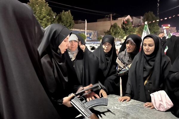نود و دومین شب راهپیمایی و تجمع  مردم  ساوجبلاغ