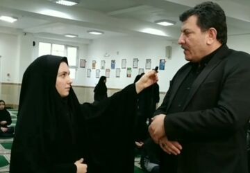 جلسه توجیهی مادران و دانش آموزان دبیرستان شهید عسگری جمکرانی قم