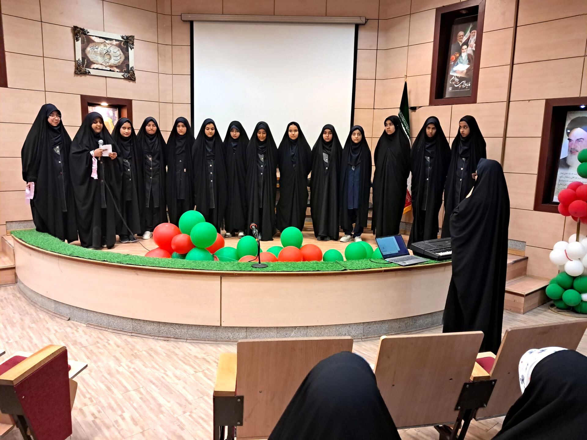 مسابقات فرهنگی هنری در ناحیه 2 مشهد