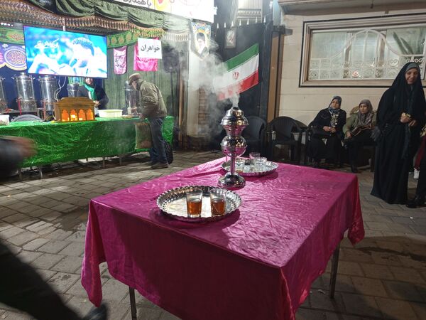برپایی چایخانه جوانان مهدوی در نیشابور 