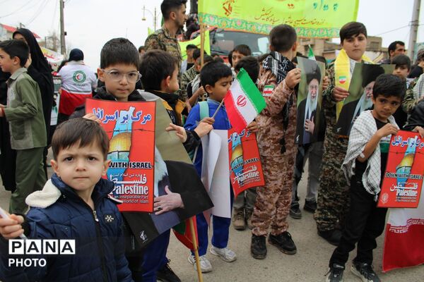 سنگ تمام دانش آموزان گالیکش در راهپیمایی روز قدس