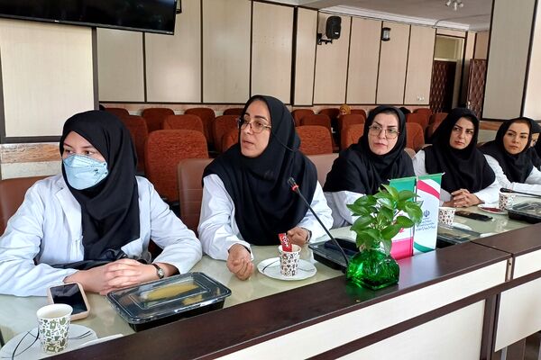 تقدیر از مراقبین سلامت و ارگان‌های مرتبط با حوزه سلامت در اداره آموزش و پرورش شهریار 
