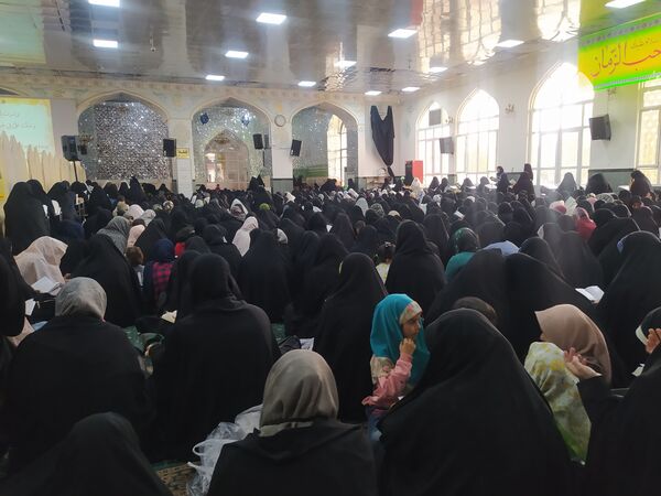 نوای عرفه در جوار امامزاده سید حمزه