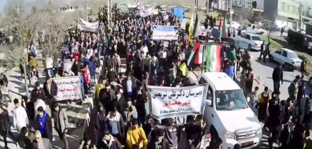 رومشکان در سالروز پیروزی انقلاب اسلامی غرق در شور و حماسه