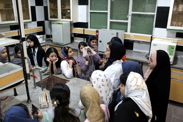 کارگاه علمی دانش‌آموزی زیست محیطی یزد