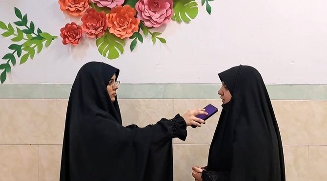 روایت متفاوت لحظه بازگشت امام خمینی (ره) به میهن در مدرسه ریحانه‌النبی